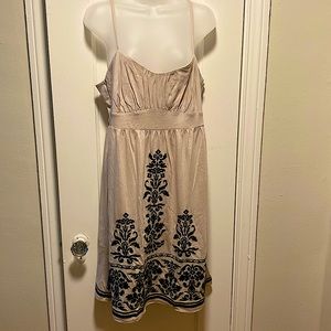 🌻Pretty, Never Worn, INC International Concept dress in size X-Large.